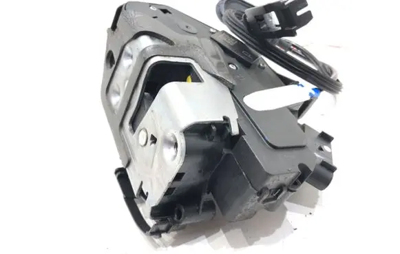 Ford Fiesta Front door lock 8A6A-A21813-AF