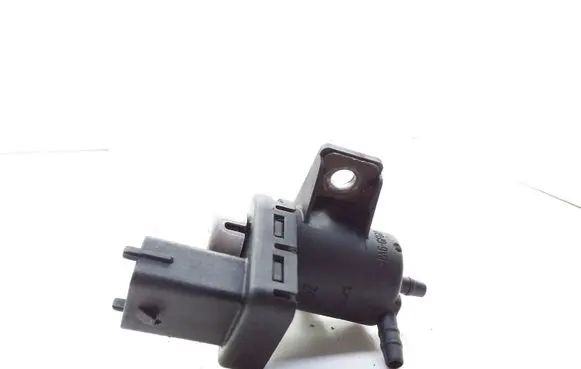 Opel Insignia A Turbo solenoid valve 55566051 EV152