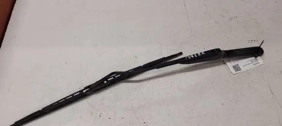 Citroen Berlingo Front wiper blade arm 80007457B