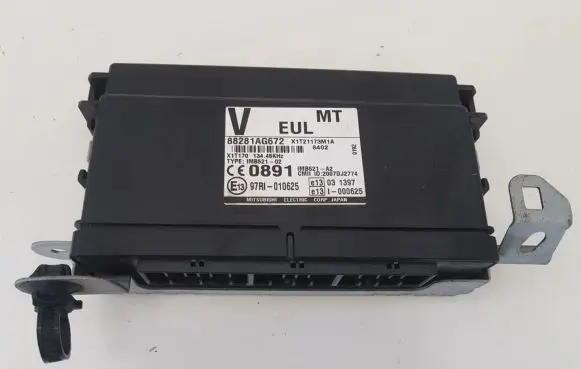 Subaru Legacy Engine control unit/module 88281AG672