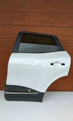 Renault Kadjar Rear door