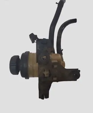 KIA Sportage Power steering fluid tank/reservoir