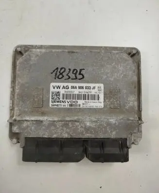 Volkswagen Golf VI Engine control unit/module 06a906033jf 5wp40771