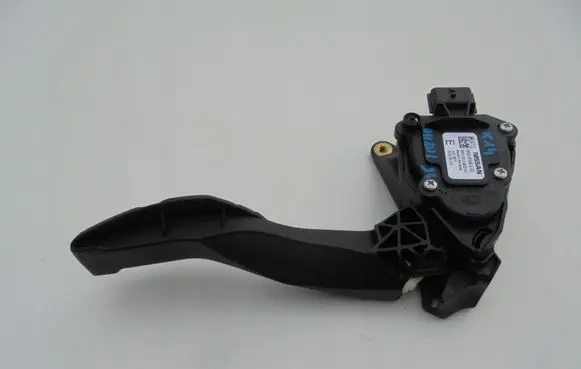 Nissan Micra K14 Accelerator throttle pedal 180025FA0B