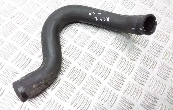 Volvo V70 Engine coolant pipe/hose 08671393