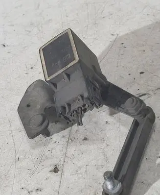 BMW 5 E60 E61 Headlight/headlamp level sensor 6784700 180909