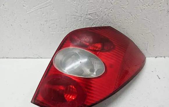 Renault Laguna II Rear/tail lights 8200002472