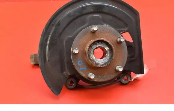 Front wheel hub spindle knuckle