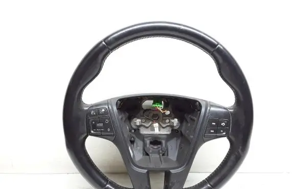 Volvo S60 Steering wheel 31250592 P31250592