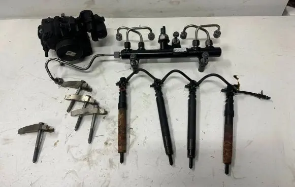 Ford Focus Fuel injection system set 9687959180 9681909680 9686191080