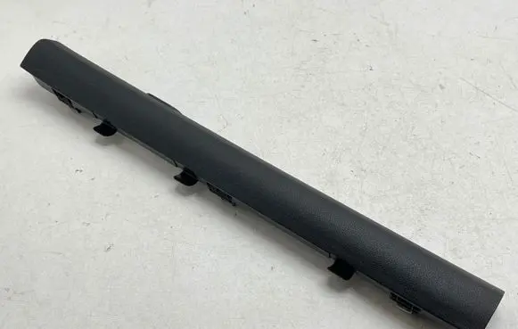 KIA Sportage Front sill trim cover 85881F1000
