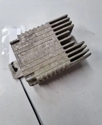 Mercedes-Benz A W168 Coolant fan relay A0275458032