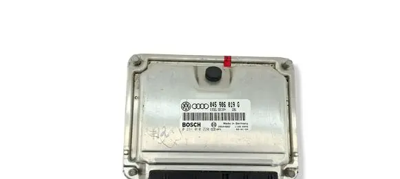 Audi A2 Engine control unit/module 045906019G 0281010220 28SA4882