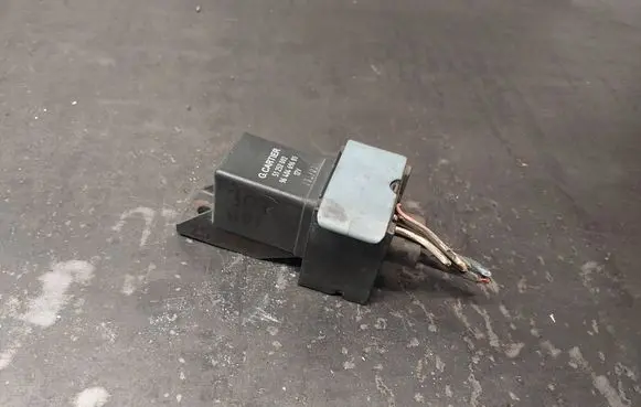 Citroen C2 Glow plug pre-heat relay 9640469680