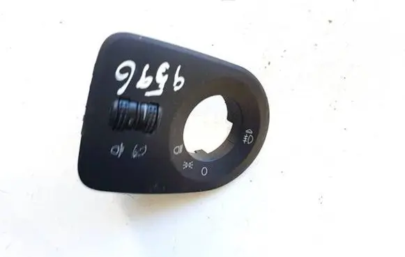Seat Ibiza IV (6J,6P) Headlight level height control switch 6j0919094