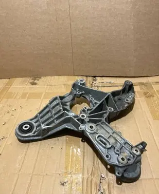 Alfa Romeo 147 Engine mounting bracket 60611533