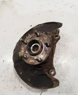Subaru Forester SH Front wheel hub spindle knuckle
