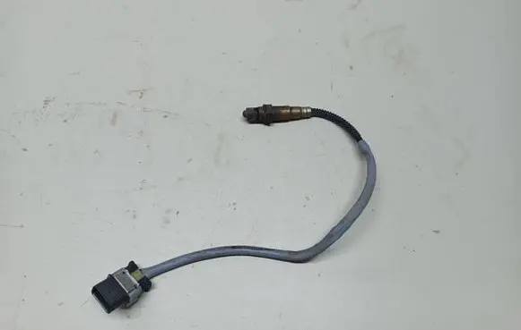 BMW X3 F25 Lambda probe sensor 7589122 0258010418