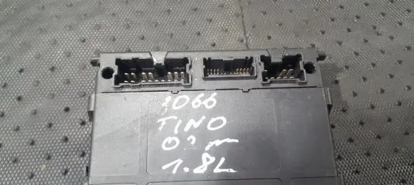 Nissan Almera N16 Other control units/modules 28551BU