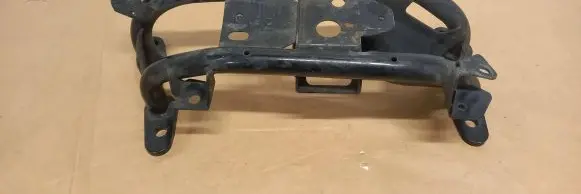 Land Rover Range Rover L405 Gearbox mounting bracket PLA5060A