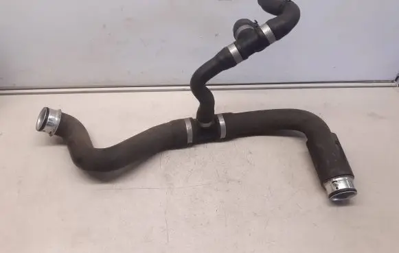 Mercedes-Benz SLK R171 Engine coolant pipe/hose