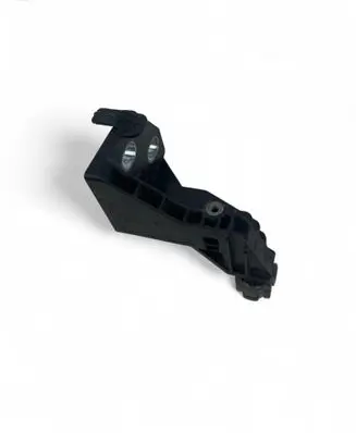 Mercedes-Benz C W205 Front bumper mounting bracket A2055014420