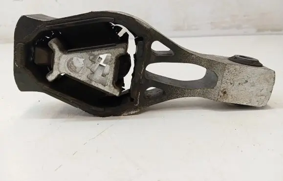 Peugeot 3008 II Engine mount bracket 9808838680