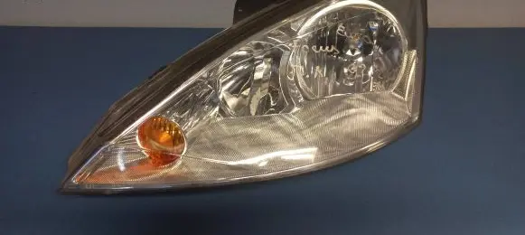 Ford Focus Headlight/headlamp 4311152L