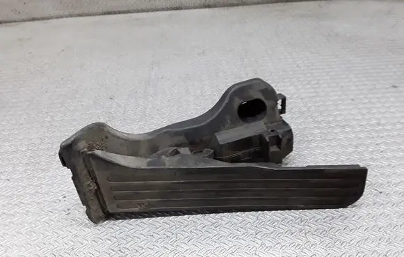Volkswagen Golf V Accelerator throttle pedal 1K1721503P