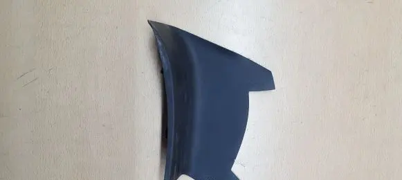 Porsche Macan (95B) Rear/tail light trim molding 95B945312