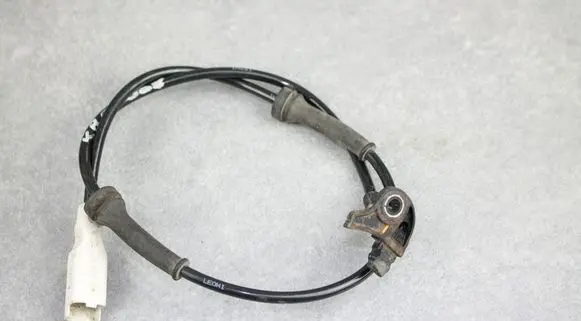 Peugeot 307 ABS brake wheel speed sensor 9652310580