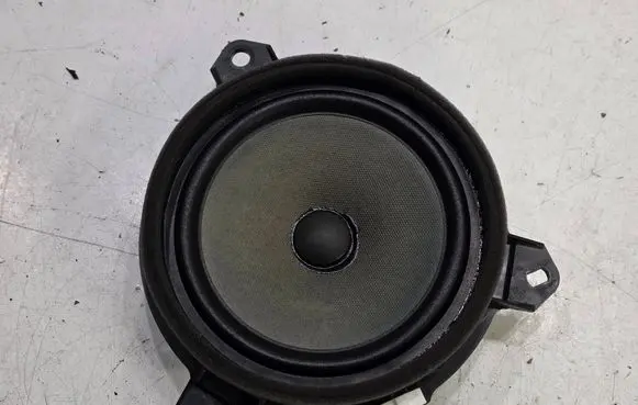 Toyota C-HR I Front door speaker 861600D370