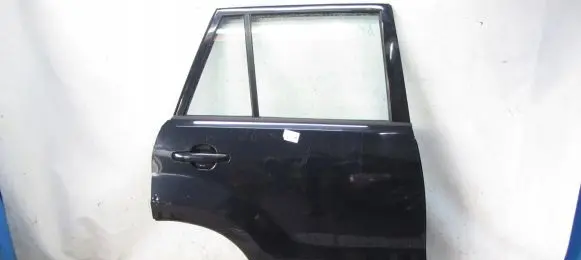 Suzuki Grand Vitara II Rear door