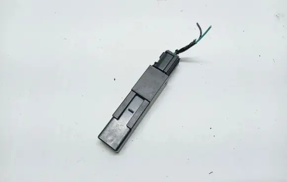 Mazda CX-5 Aerial antenna amplifier KD45676NXA