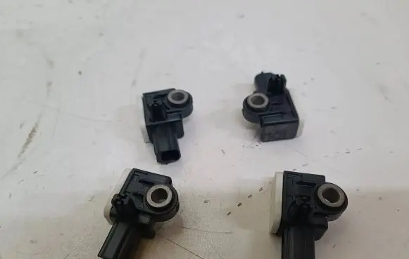 Volvo V60 Airbag deployment crash/impact sensor 31334336 1300294