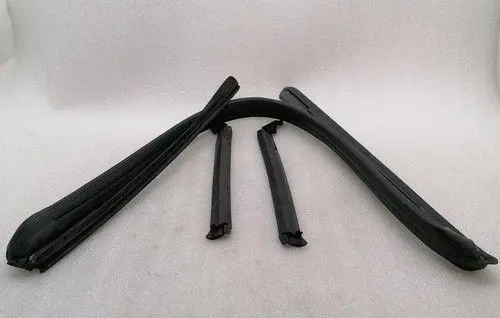 Porsche 911 997 Rubber seal front coupe door window 99753707702