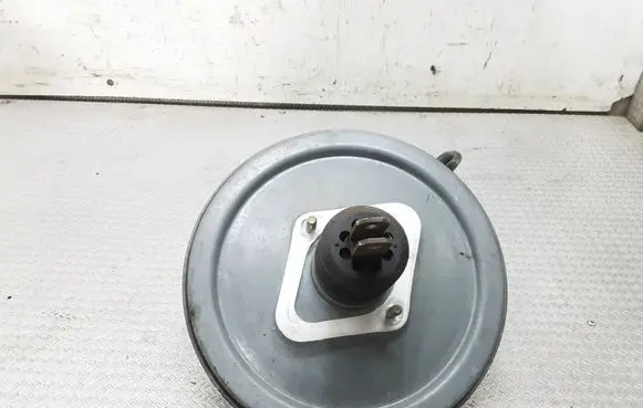 Mercedes-Benz CLK A208 C208 Brake booster A0044305730
