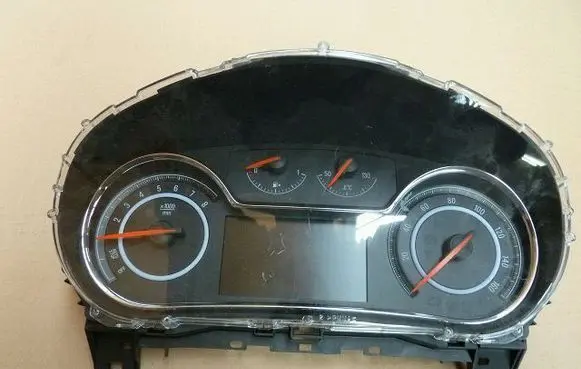 Opel Zafira C Speedometer (instrument cluster) 23344817-GS
