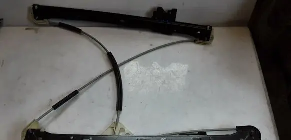 Audi Q7 4M Front window lifting mechanism without motor 4M0837462A