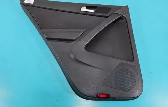 Volkswagen Tiguan Coupe rear side trim panel 5N0867211 IMPRK1520793