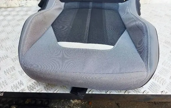 Opel Mokka B Seat trim 9851729080 9847763780 5560698