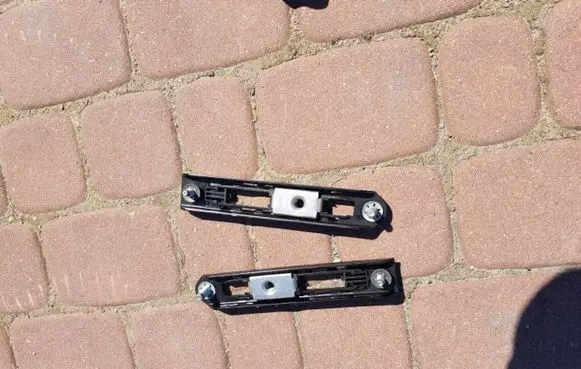 Opel Astra H Seat belt trim 13156393