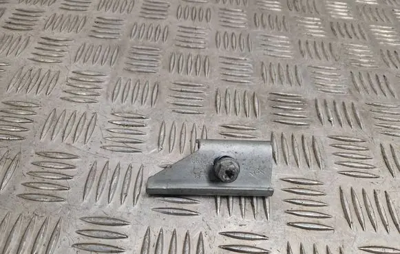 Battery bracket