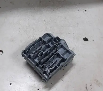 Alfa Romeo 159 Fuse box set 11908
