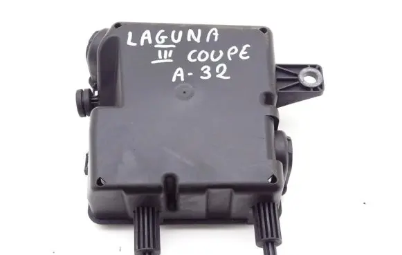 Renault Laguna III Fuse box cover 284B10001R