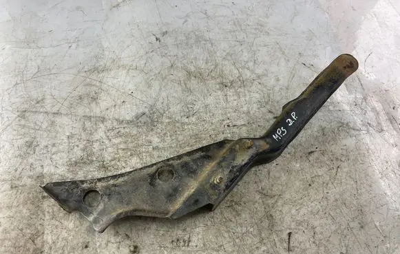 Mitsubishi Pajero Sport I Front bumper support beam MR242428