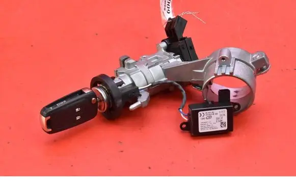 Opel Insignia A Ignition lock 25799293