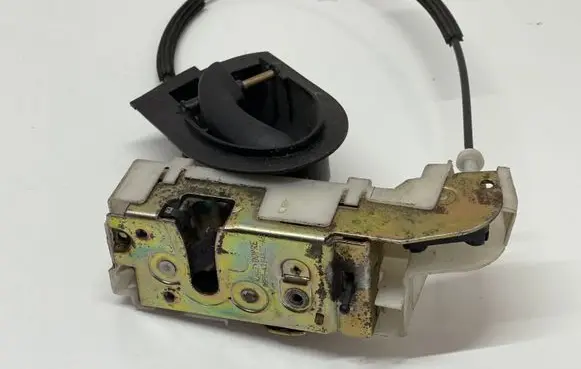 Ford Fiesta Rear door lock 96FGA264A27AE 96FGA22601AE