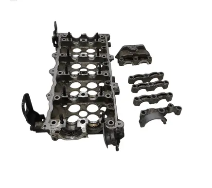 Opel Astra H Engine head 8973227680