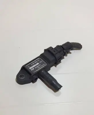 Opel Zafira B Exhaust gas pressure sensor 55198717 0281002771 0709142FH4